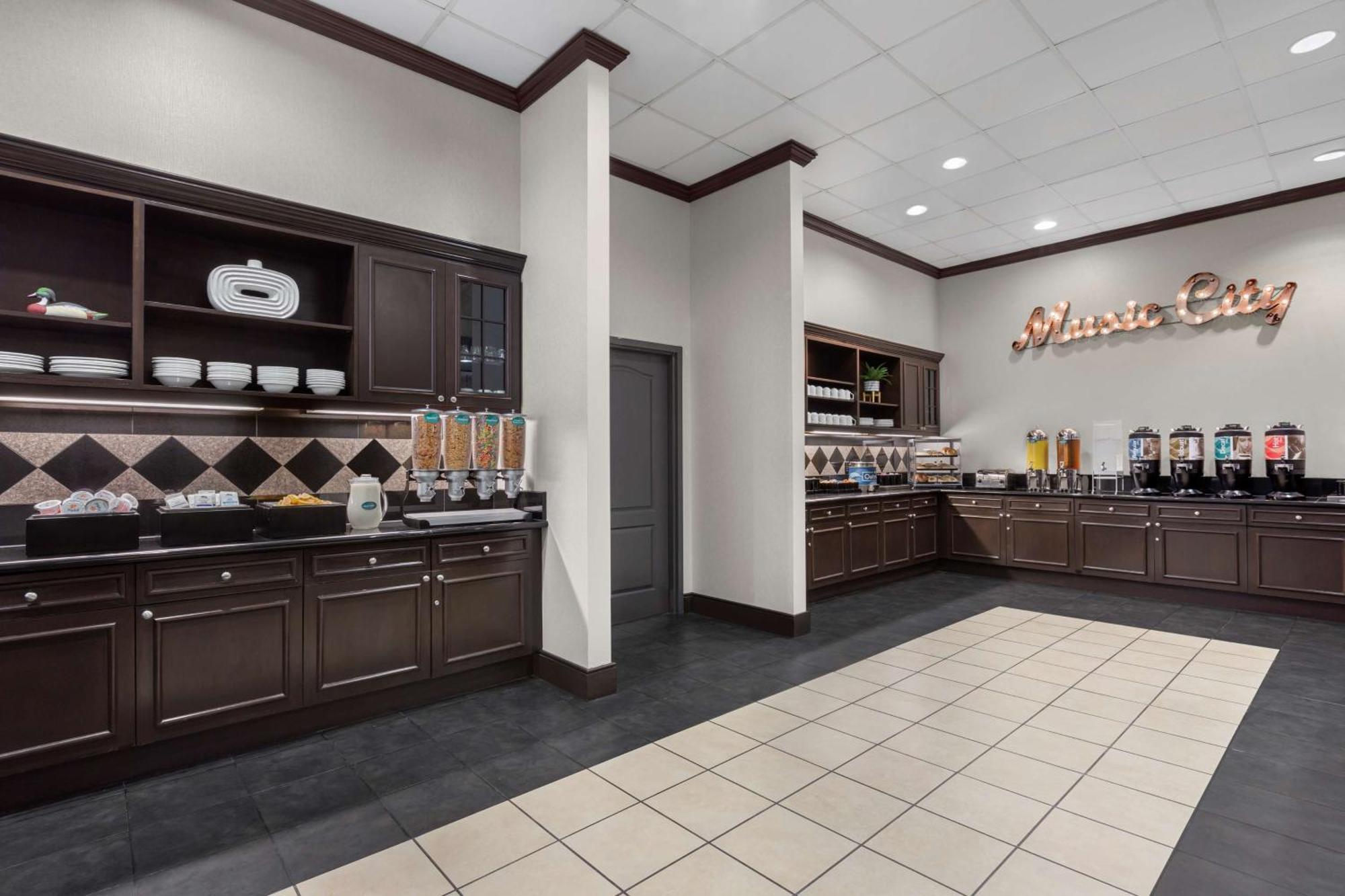 Homewood Suites By Hilton Nashville Downtown Ngoại thất bức ảnh